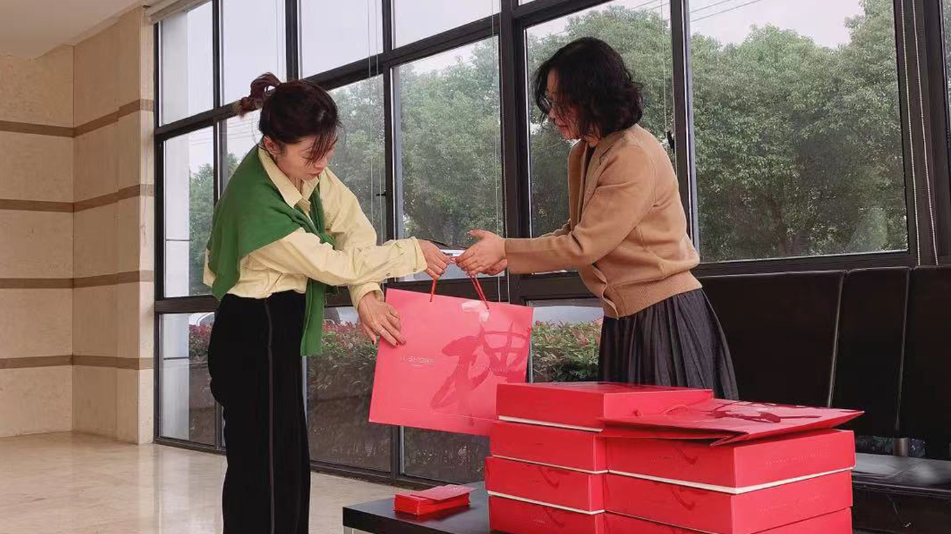 喜迎春节福来临