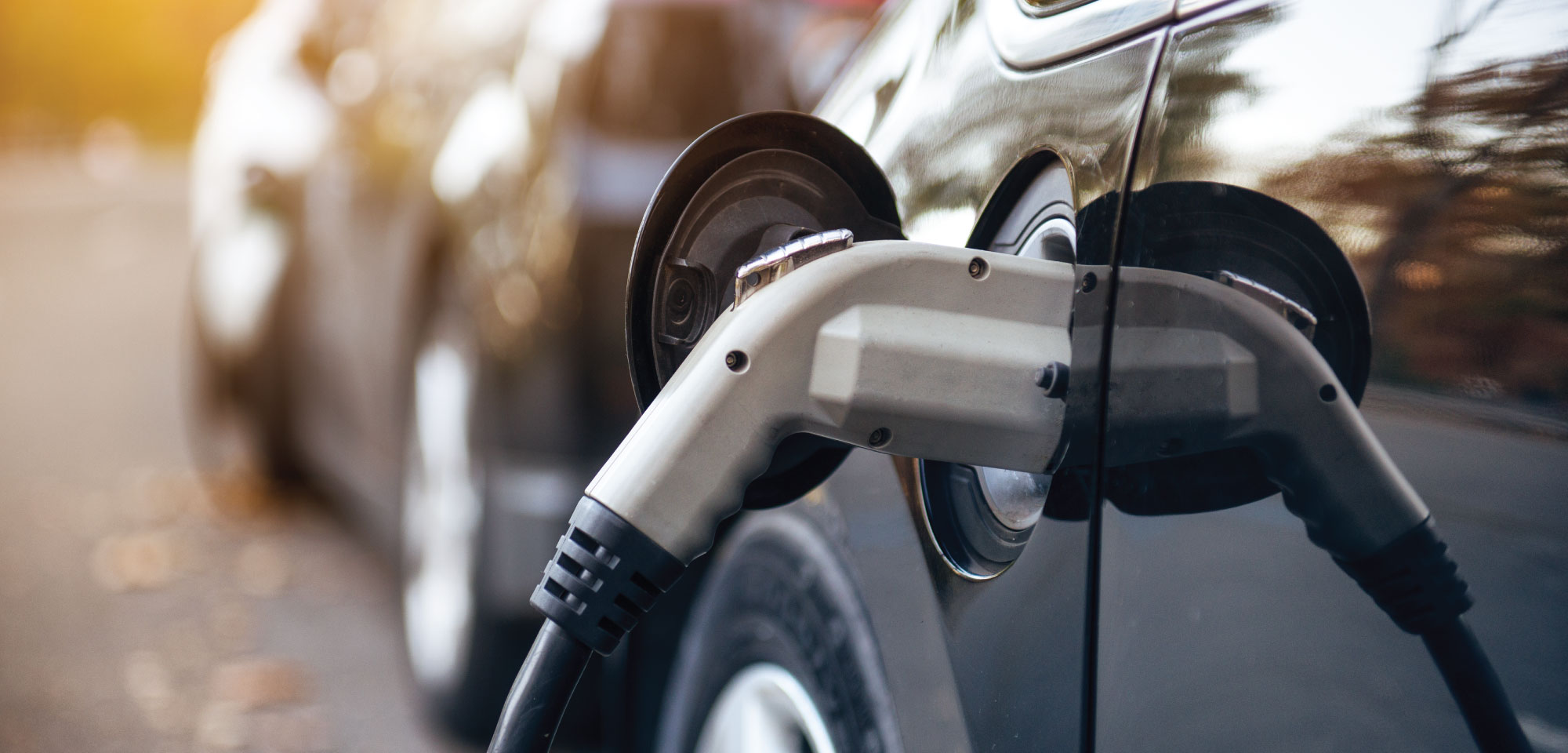 Pros and Cons of Electric Cars